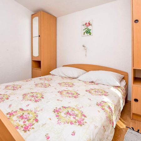 Apartments Karleusa 罗戈兹尼察 外观 照片