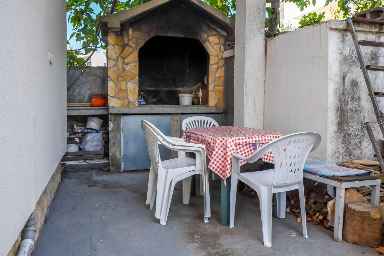 Apartments Karleusa 罗戈兹尼察 外观 照片