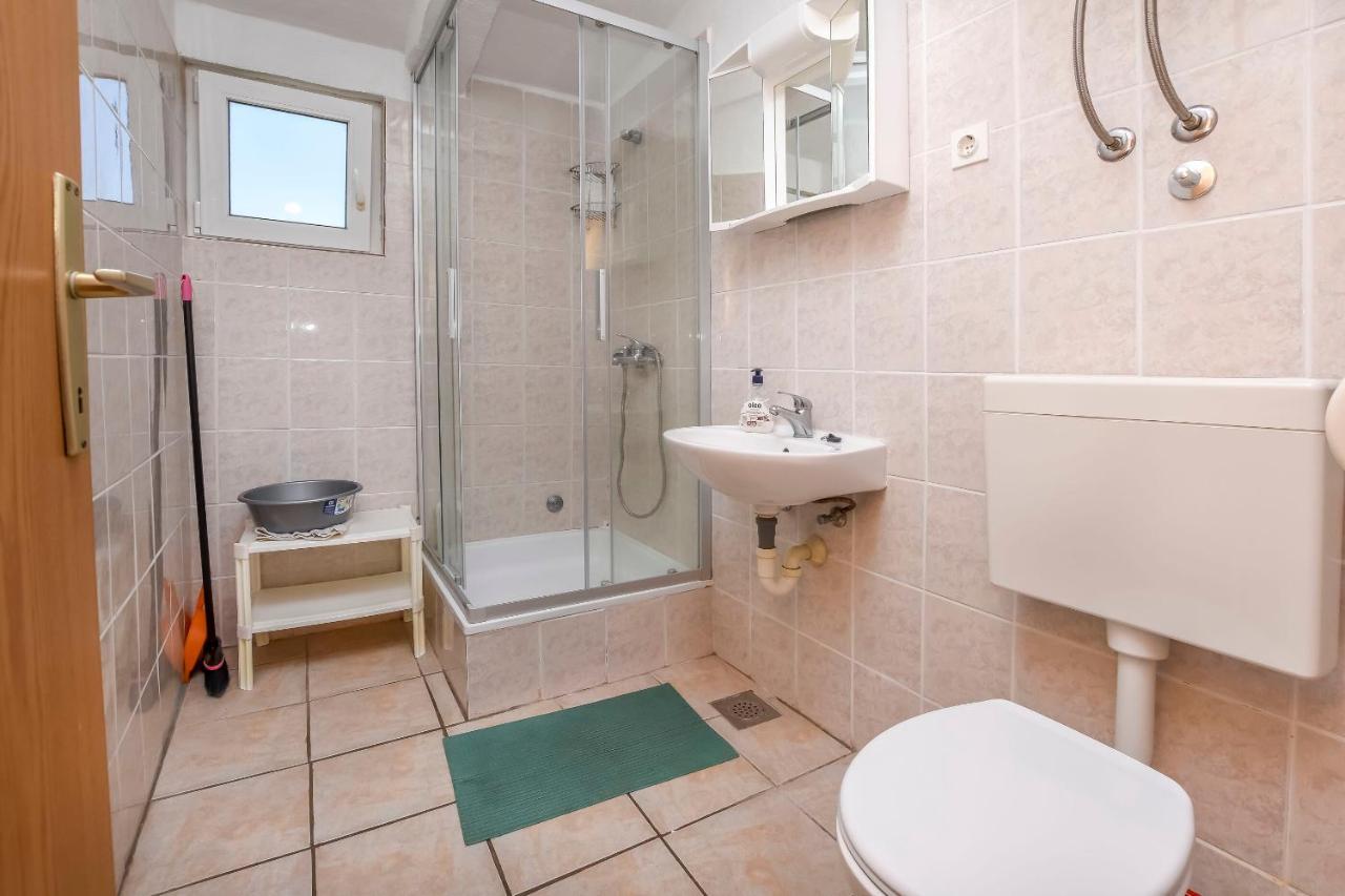 Apartments Karleusa 罗戈兹尼察 外观 照片