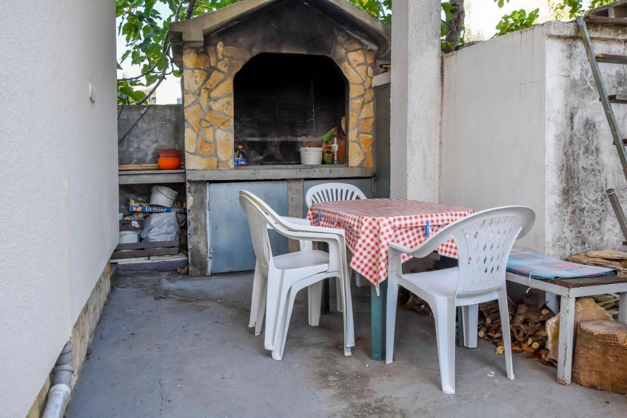 Apartments Karleusa 罗戈兹尼察 外观 照片