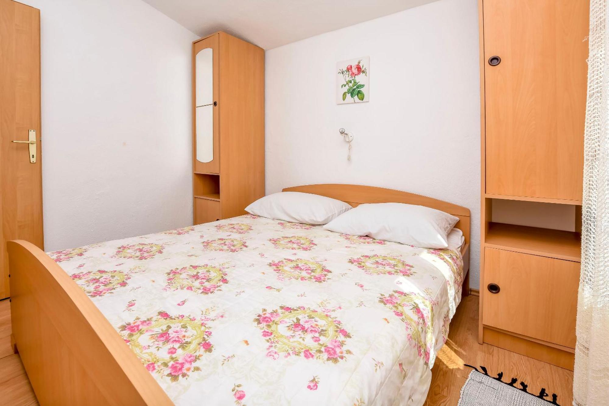 Apartments Karleusa 罗戈兹尼察 外观 照片