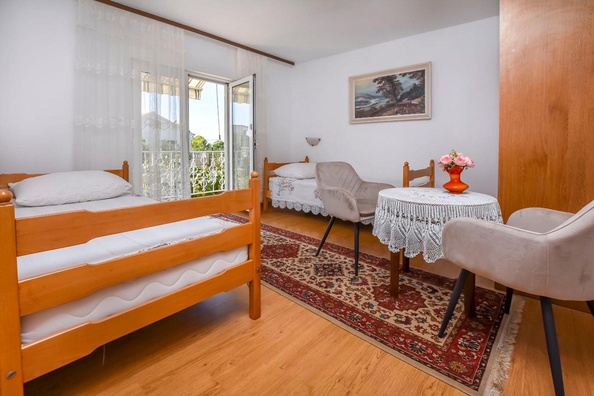Apartments Karleusa 罗戈兹尼察 外观 照片